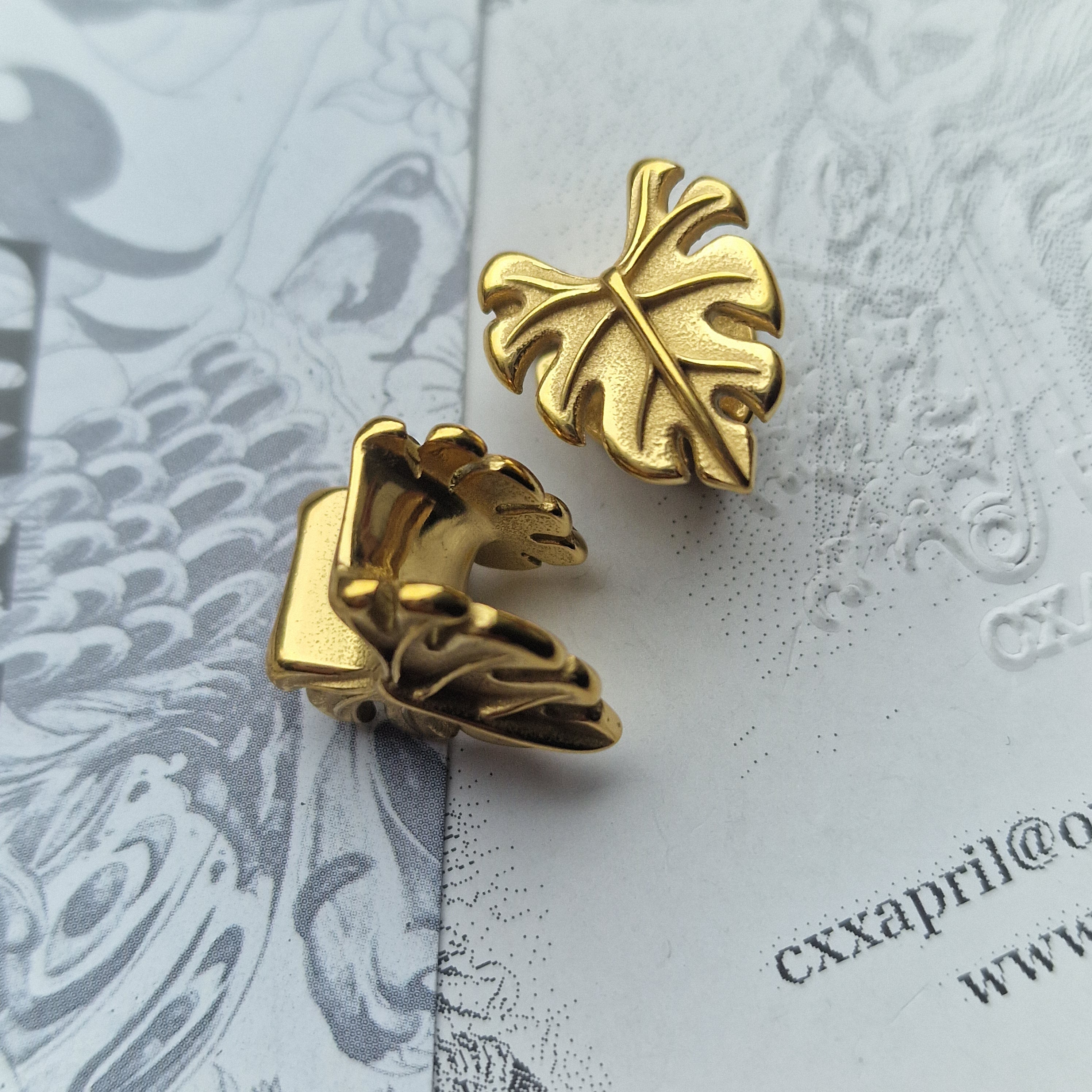 8MM 0G Palm Leaf Saddle Gauges | Jewellery for Stretched Ears and Lobes