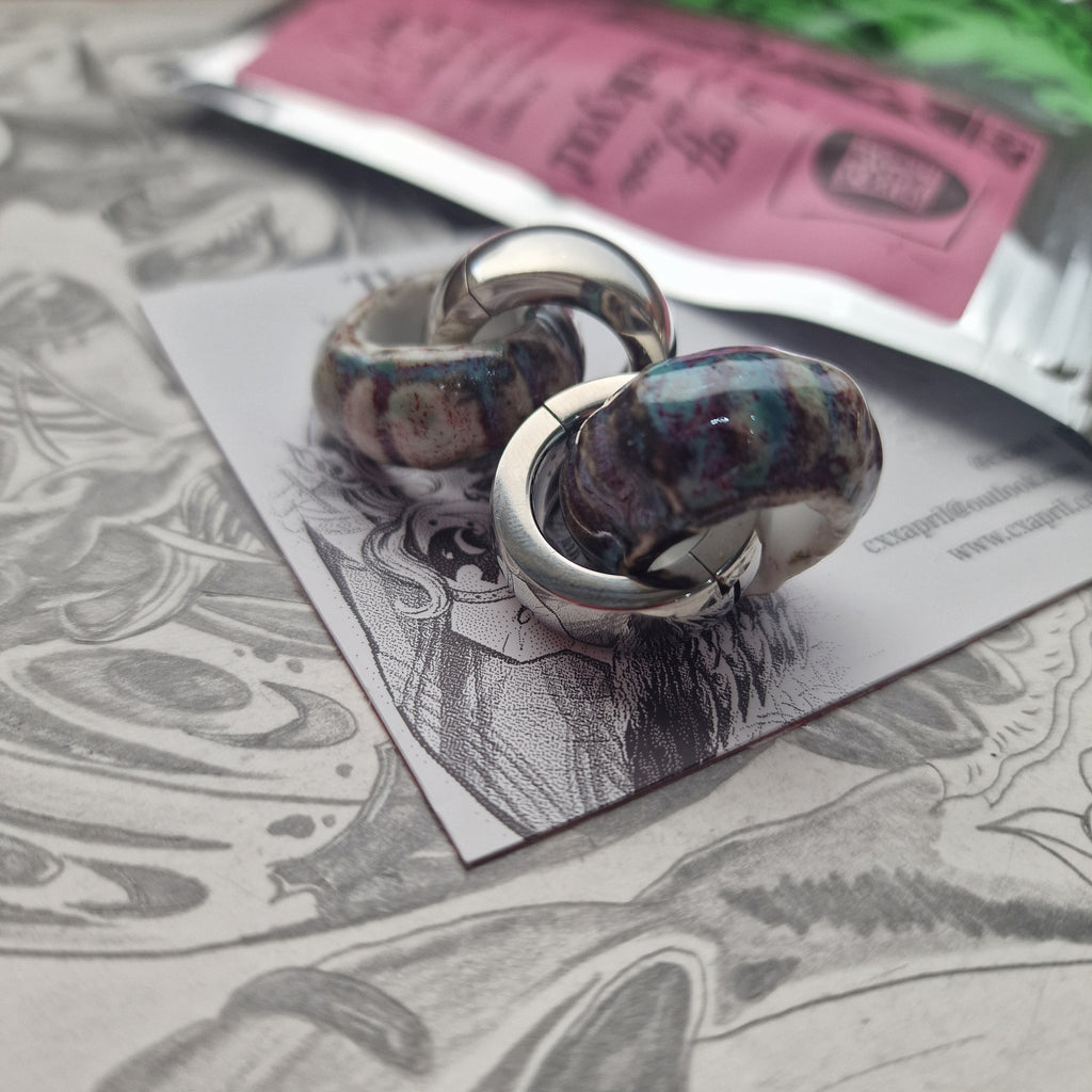 Silver Seashell Ceramic Ear Weight Gauge Hoops | CXAPRIL