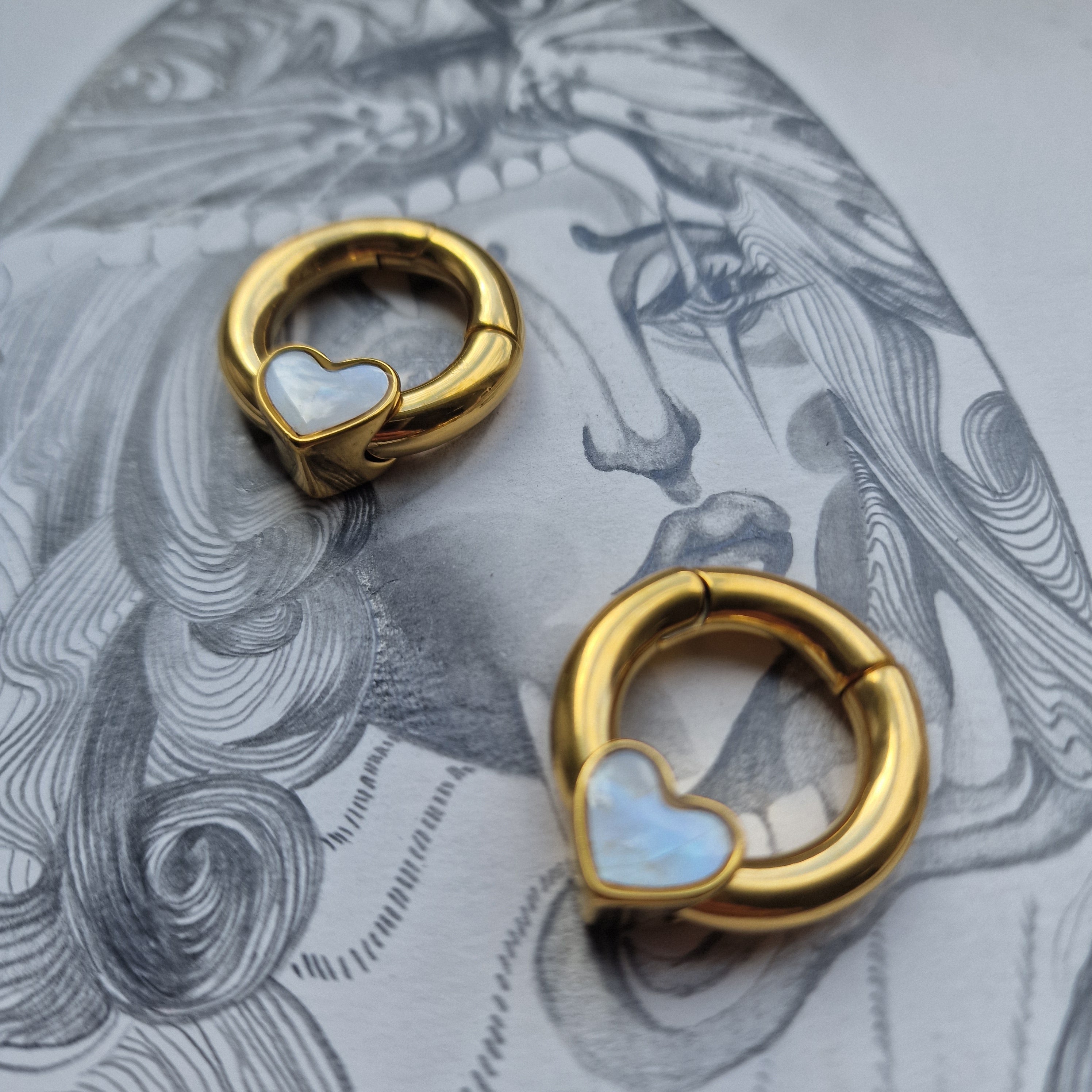 6MM 2G Heart Gold Hoop Hangers Ear Weight | Mother of pearl hangers Tapers Plugs